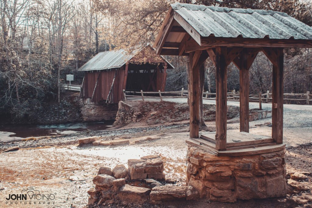 Bridge Photography  |  Bridge Photos  |  The Covered Bridge